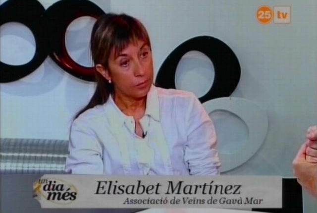 La presidenta de la AVV de Gavà Mar (Elisabet Martínez) entrevistada en el programa "Un dia més" del canal de televisión 25TV (18 de septiembre de 2007)
